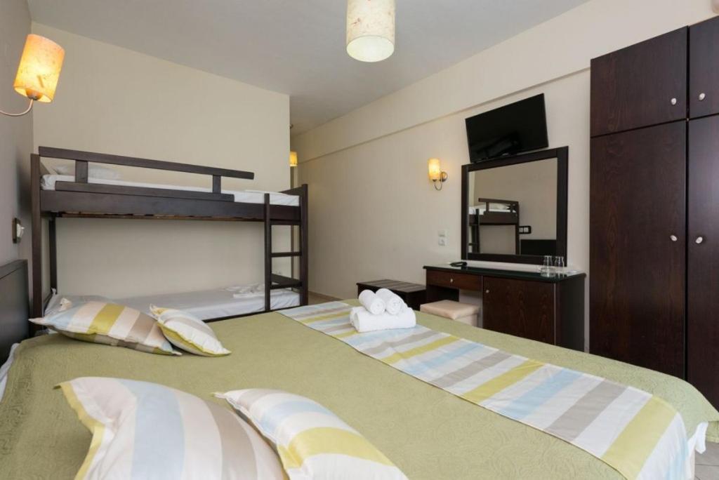 Maranton Beach Hotel Kinira Esterno foto
