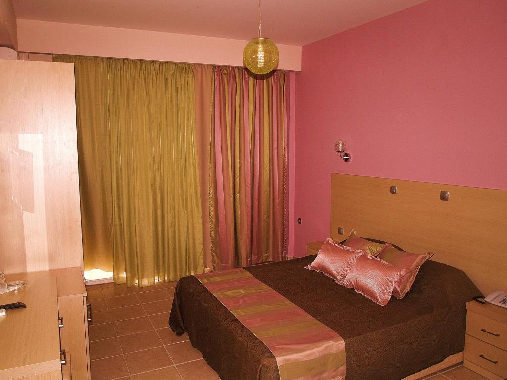 Maranton Beach Hotel Kinira Camera foto