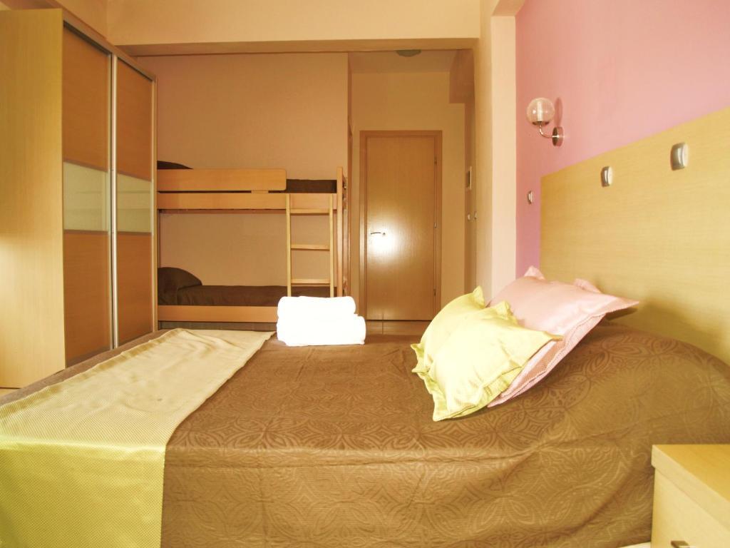 Maranton Beach Hotel Kinira Esterno foto