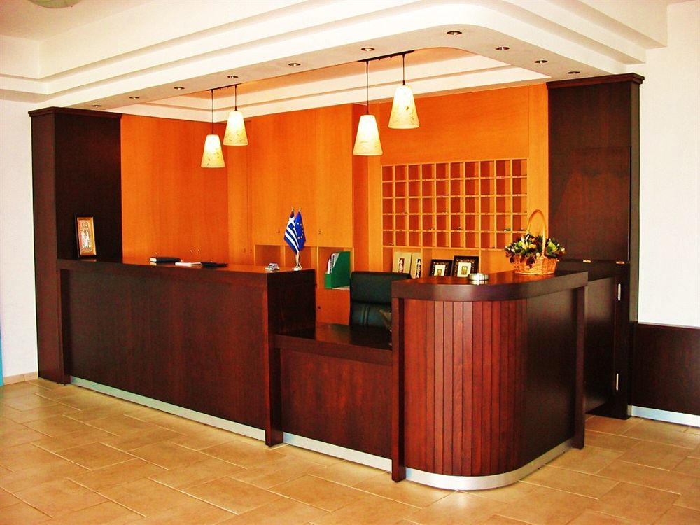 Maranton Beach Hotel Kinira Esterno foto